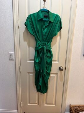 Dolce Vita Kelly Green Shirt Dress with Waist Tie